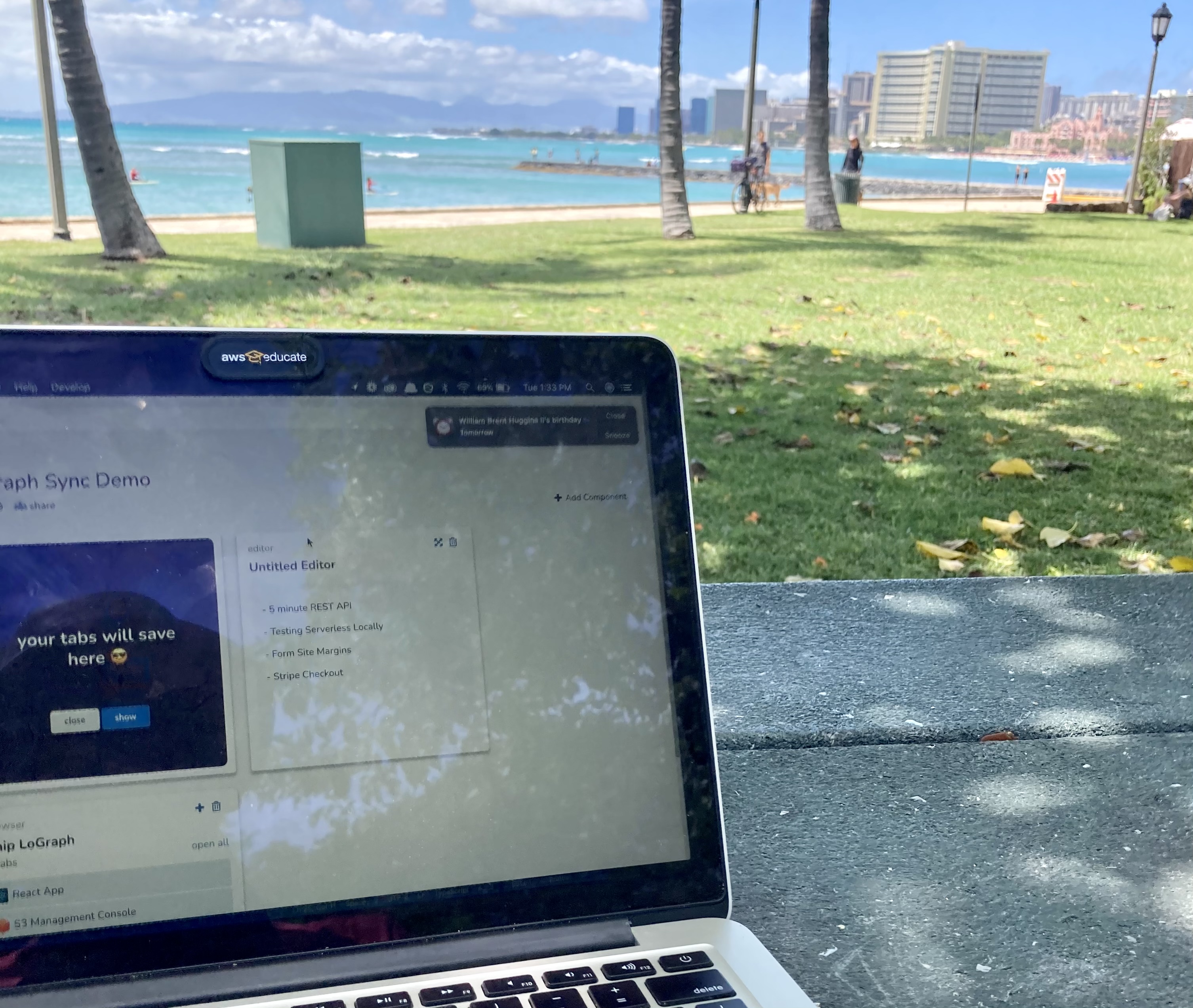 Using my Amna at Waikiki Beach